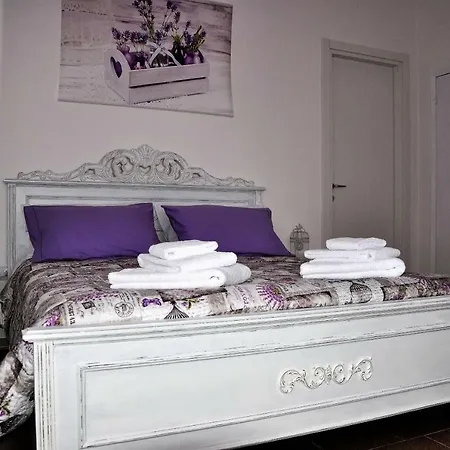 Da Nonna Peppa Bed & Breakfast *